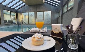 Konke Calafate Hotel